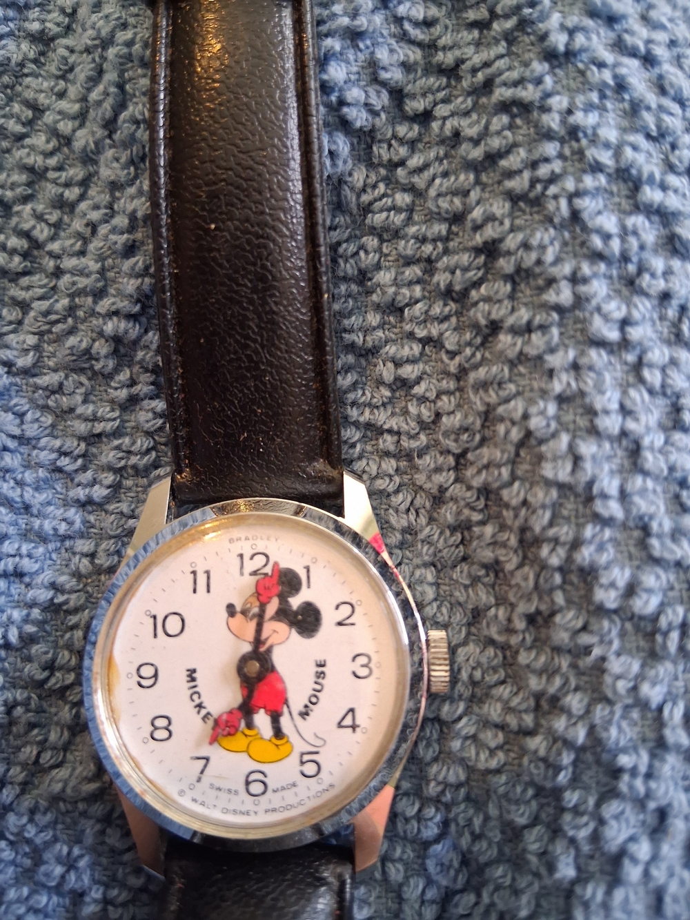 Minnie Mouse Women's Black Leather Strap Analog Watch